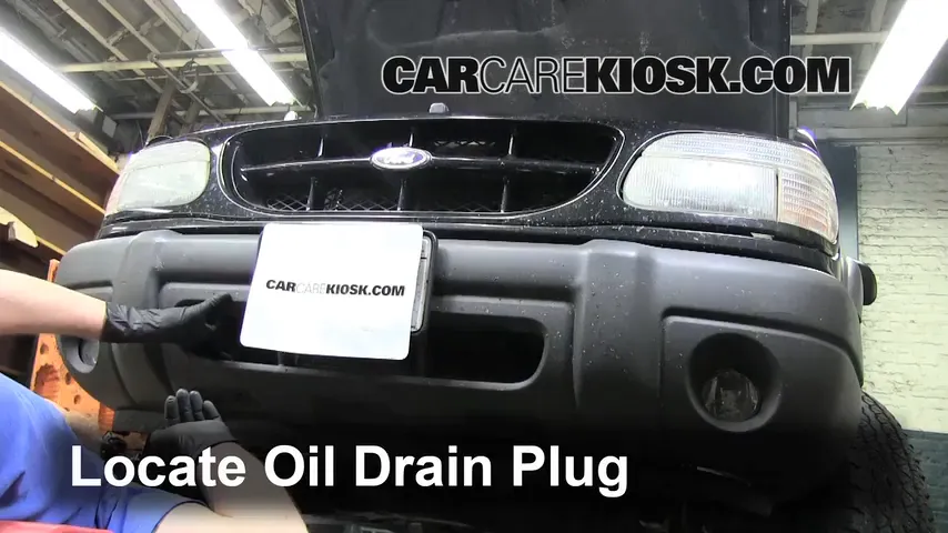 2000 Ford Explorer XLS 4.0L V6 Oil Change Oil and Oil Filter